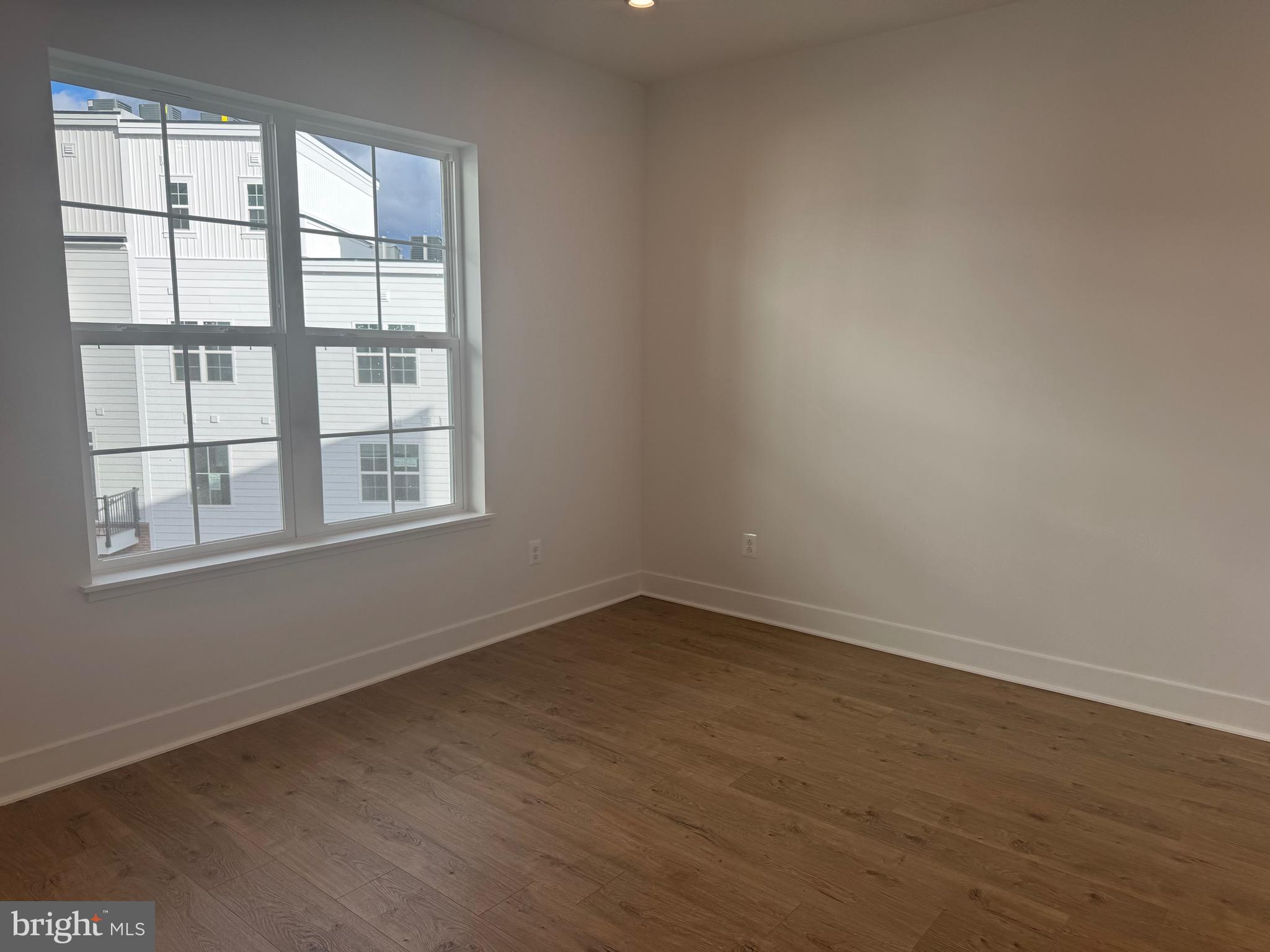 FARMSTEAD DISTRICT - Residential Lease