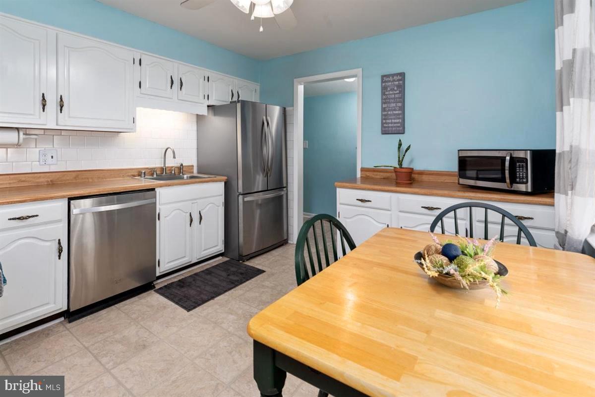 MUNROE GARDENS - Residential