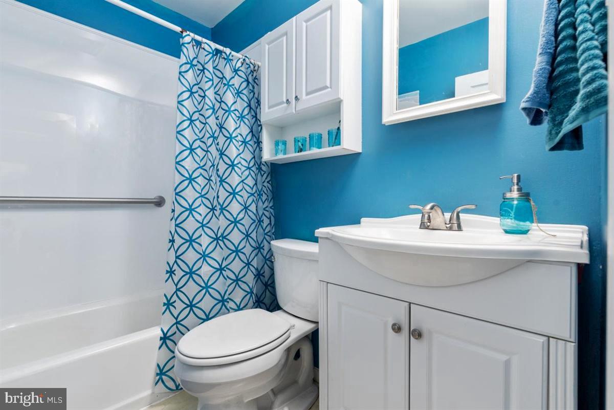 MUNROE GARDENS - Residential