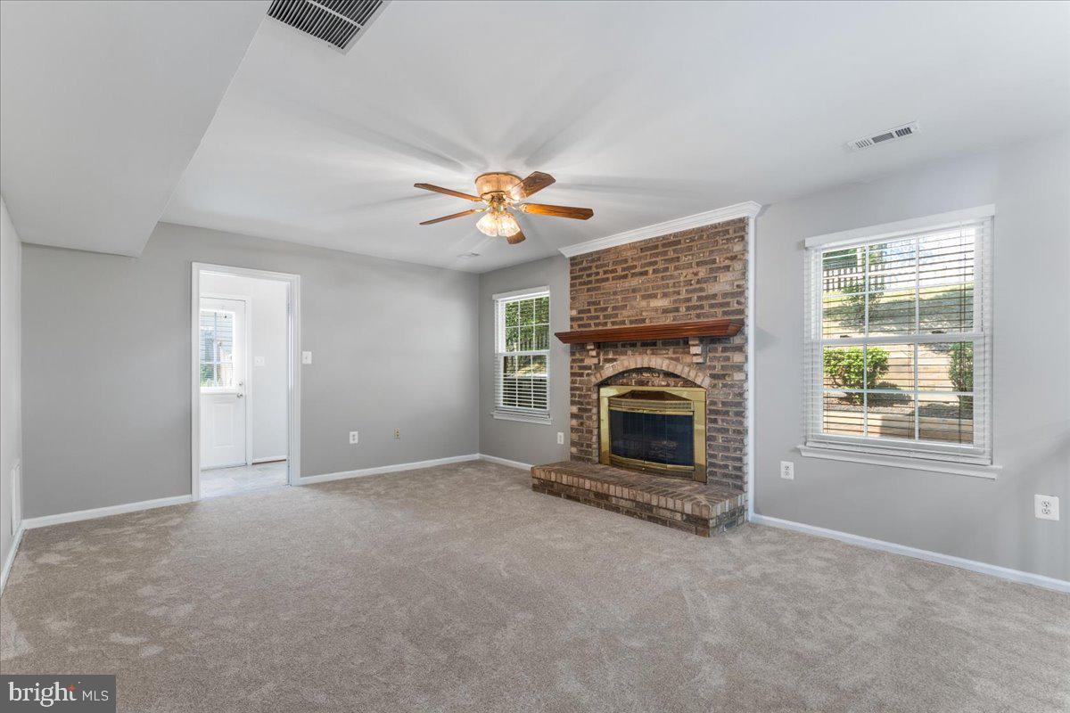 LAKE RIDGE - Residential