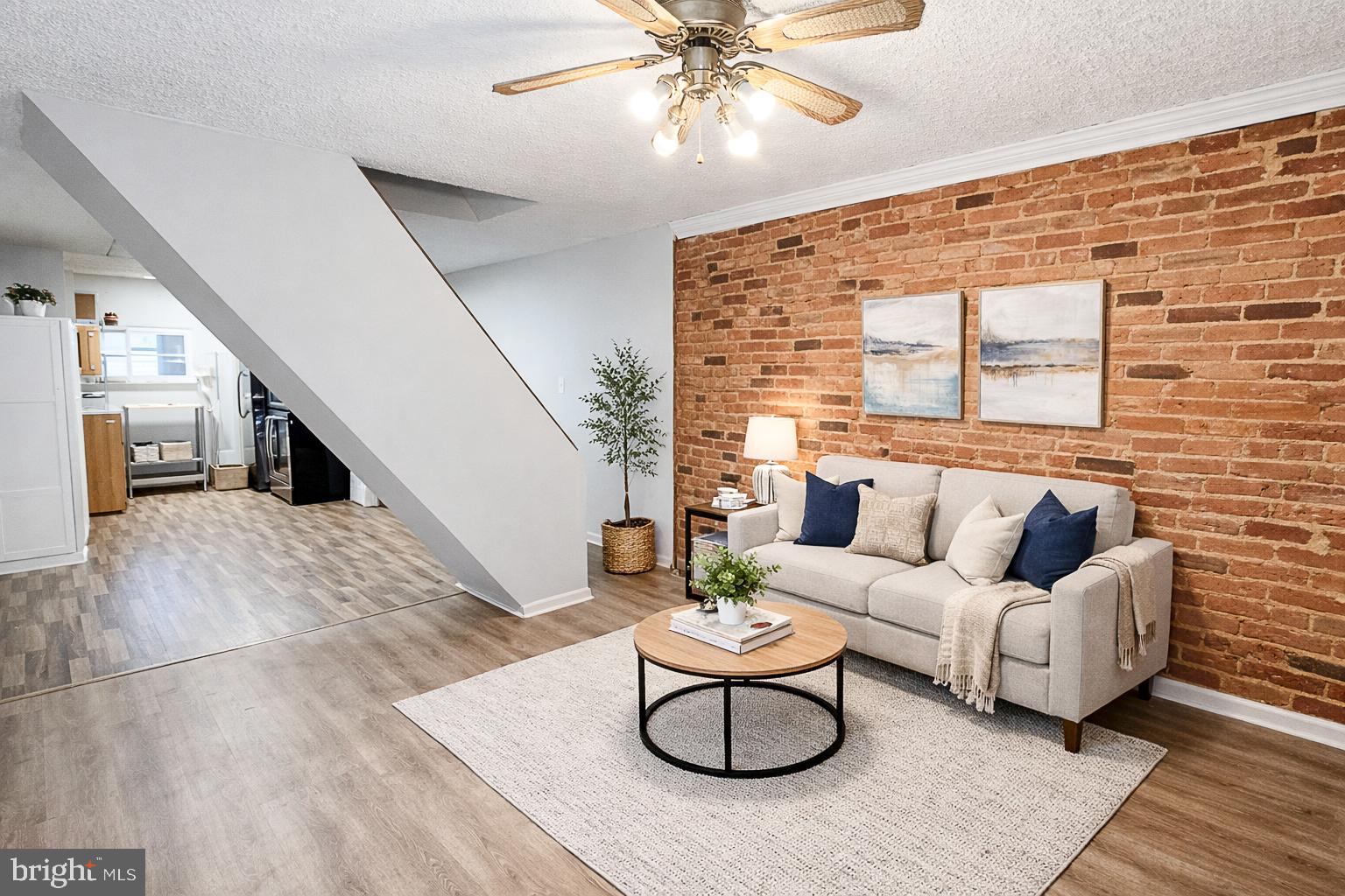 RIVERSIDE - Residential