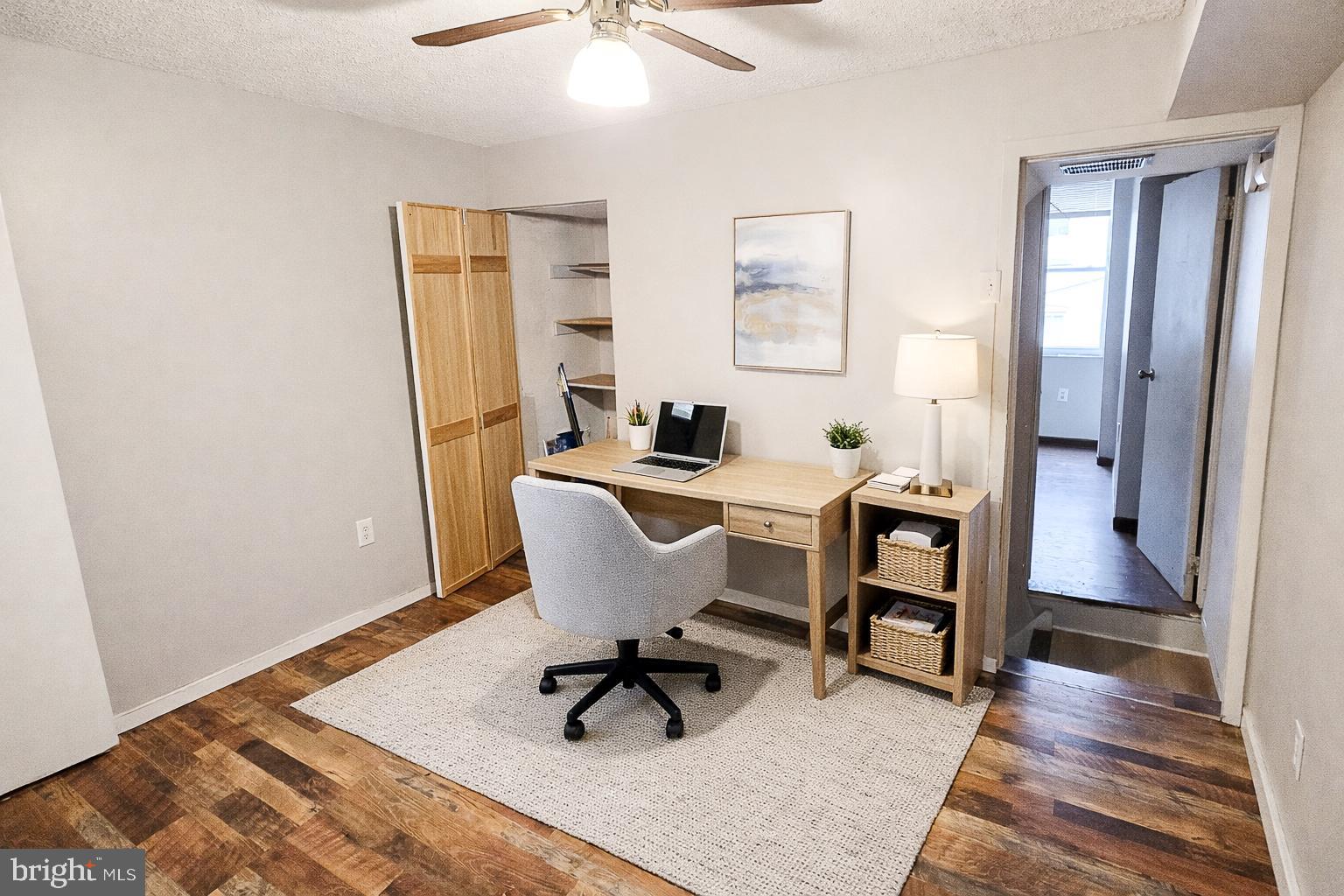 RIVERSIDE - Residential