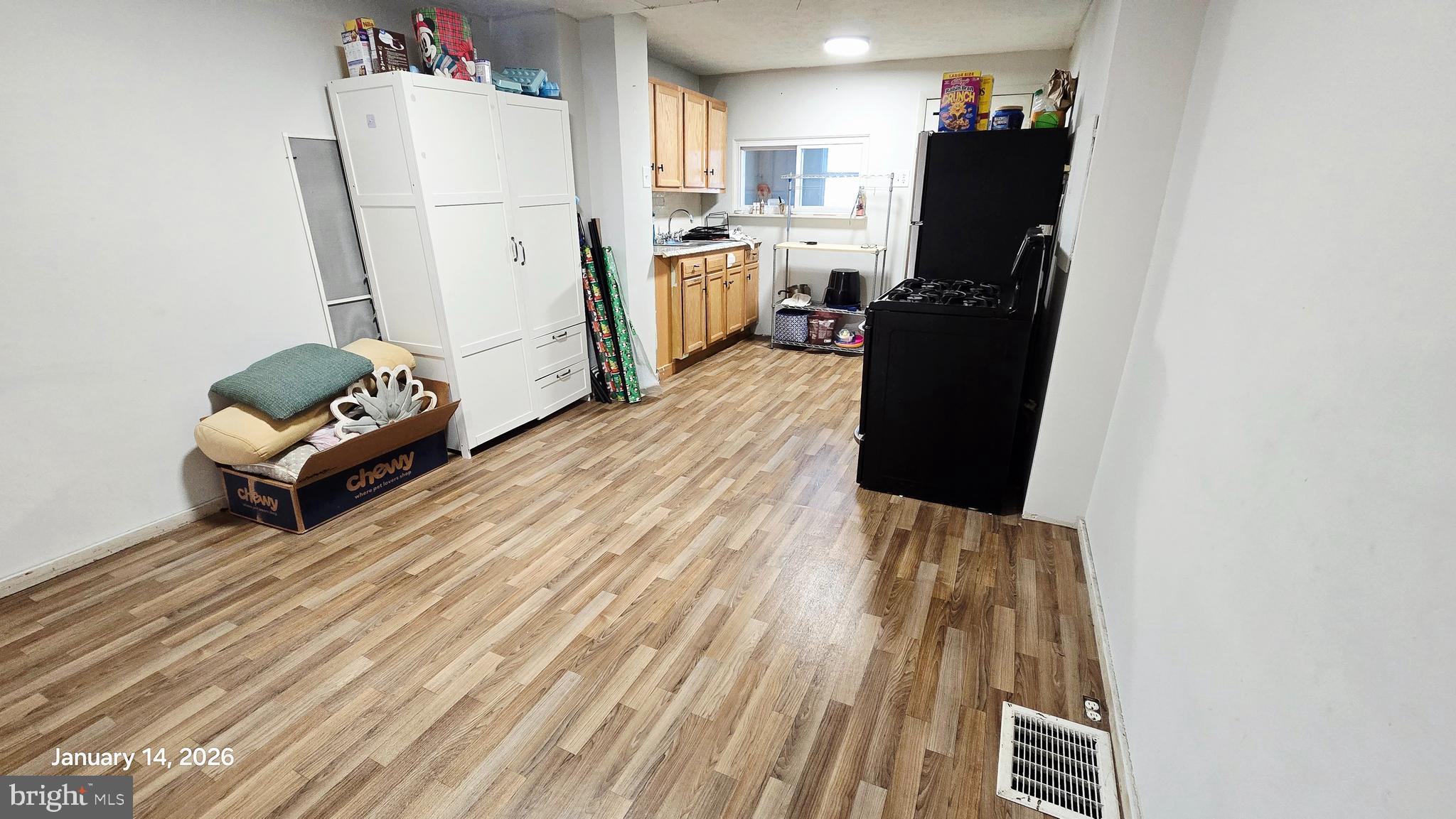 RIVERSIDE - Residential