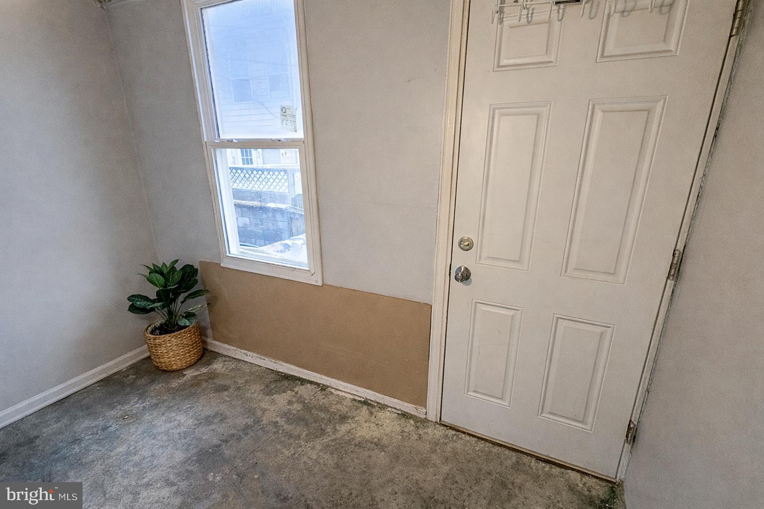 RIVERSIDE - Residential