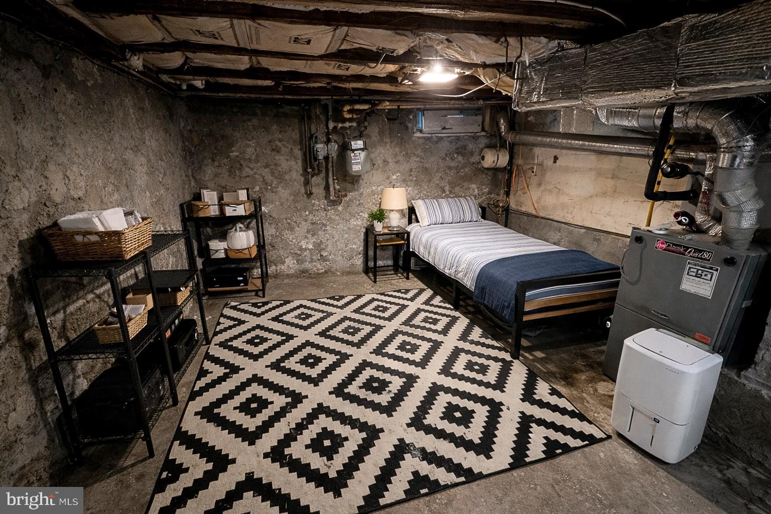 RIVERSIDE - Residential