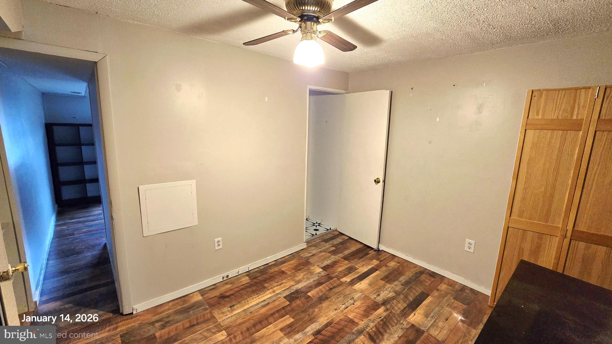 RIVERSIDE - Residential