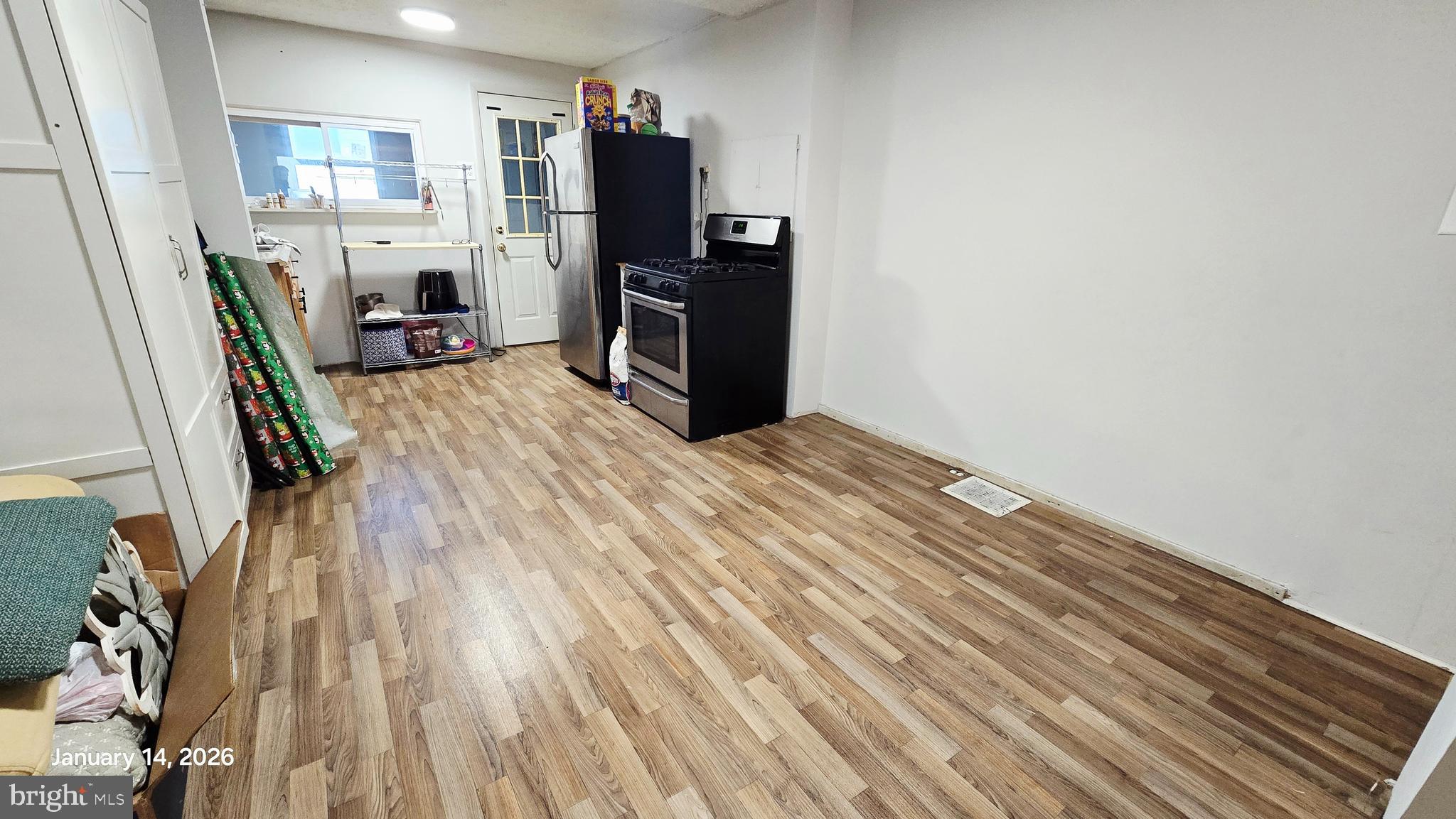 RIVERSIDE - Residential