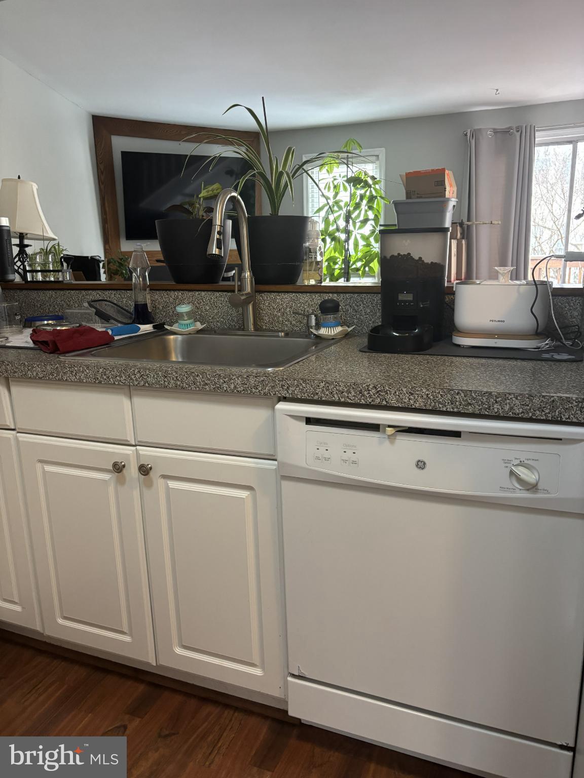 11186 SILENTWOOD LANE