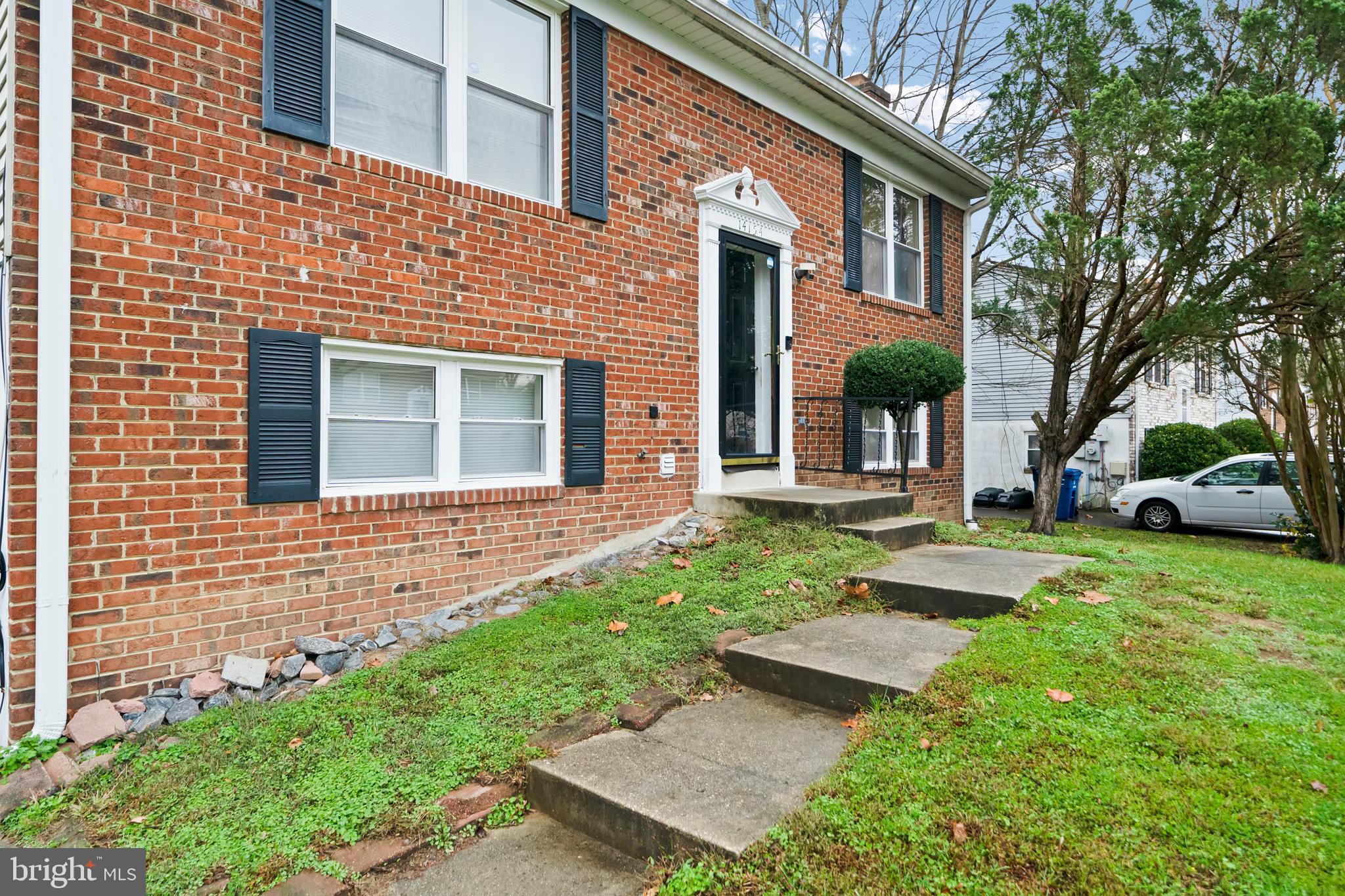 SPRING BRANCH ESTATES - Residential