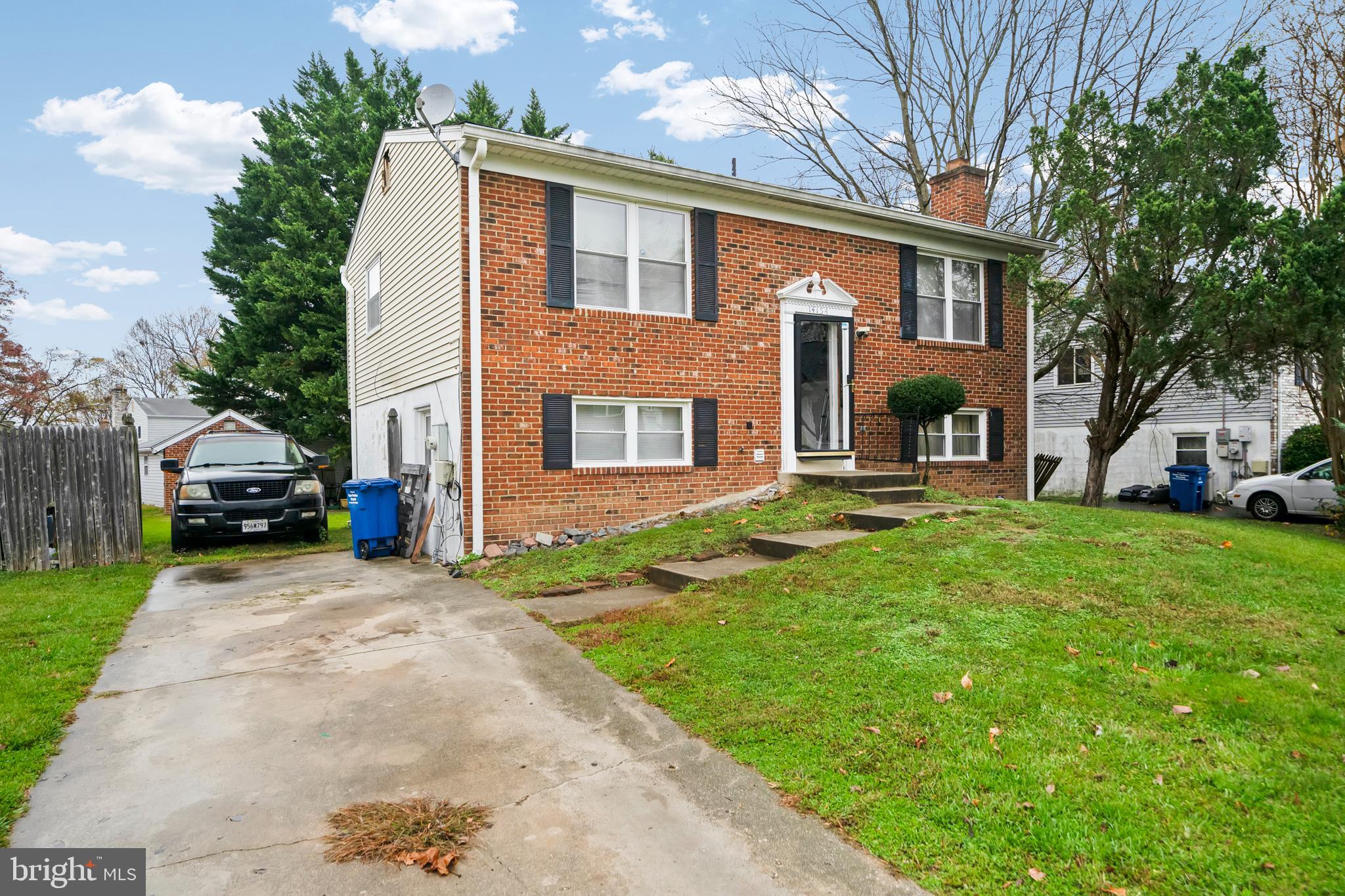 SPRING BRANCH ESTATES - Residential