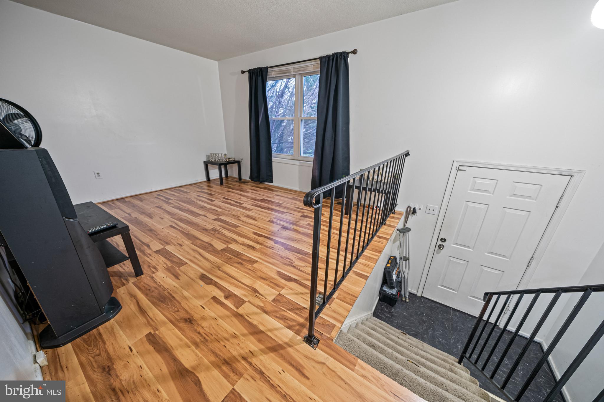 SPRING BRANCH ESTATES - Residential