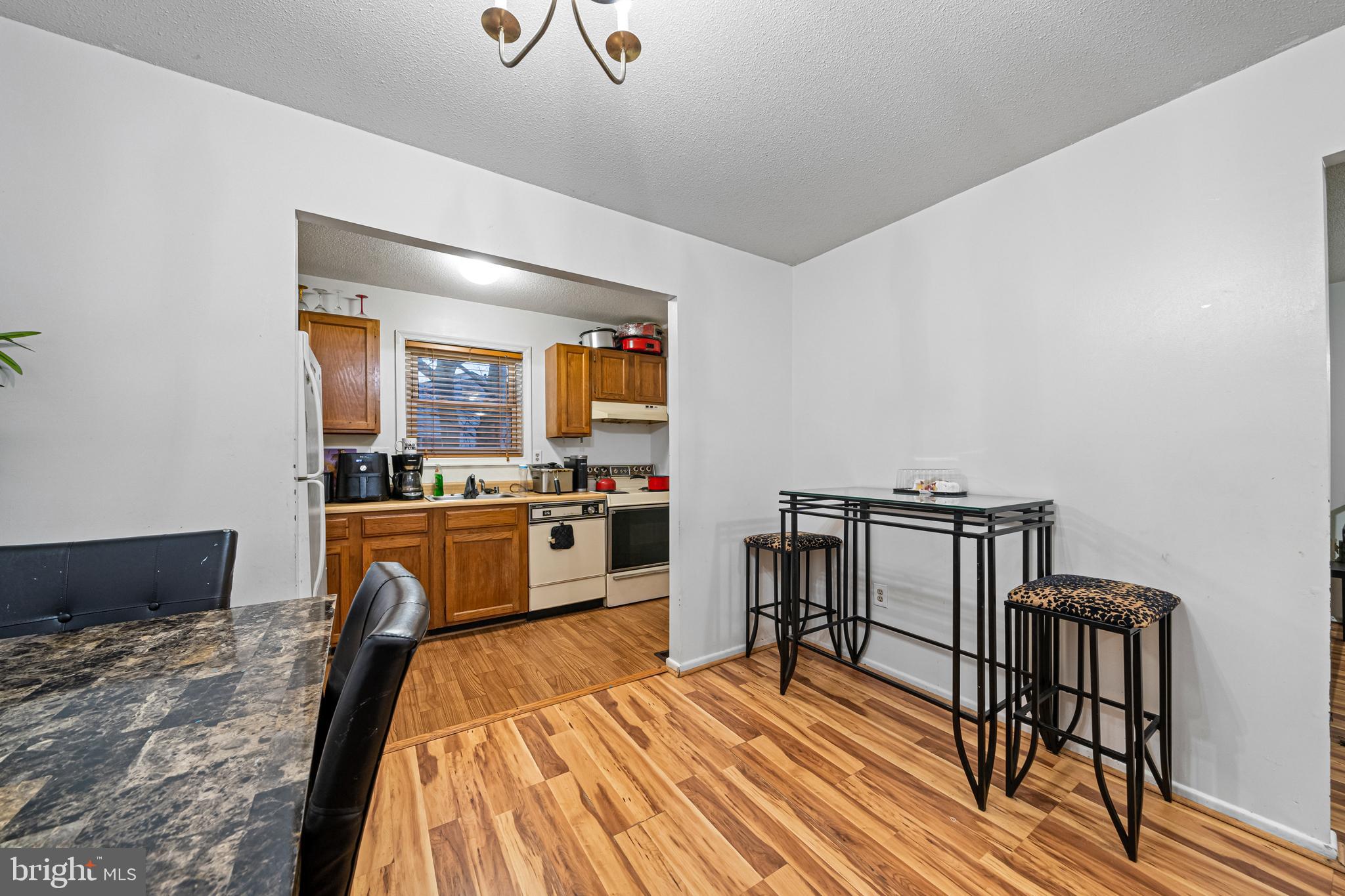 SPRING BRANCH ESTATES - Residential