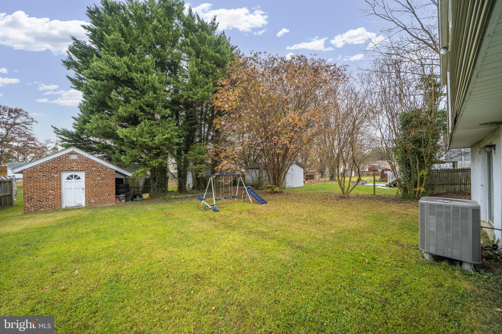 SPRING BRANCH ESTATES - Residential