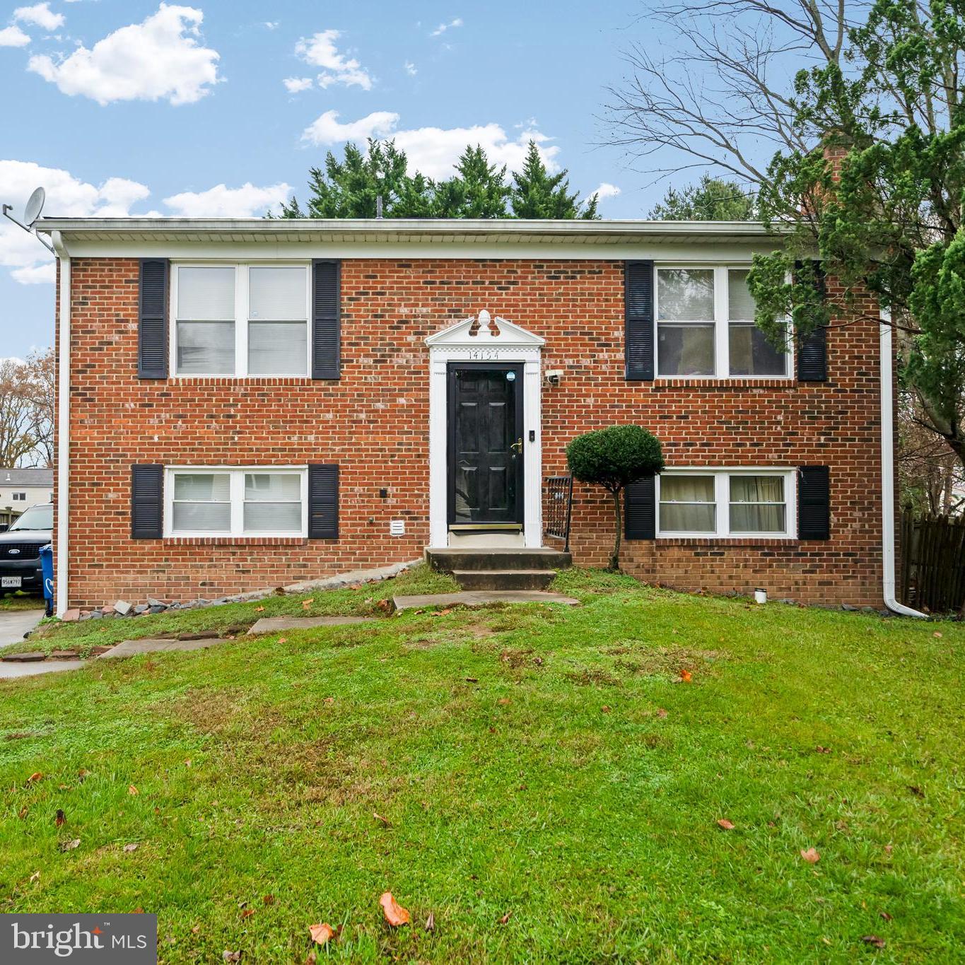 SPRING BRANCH ESTATES - Residential