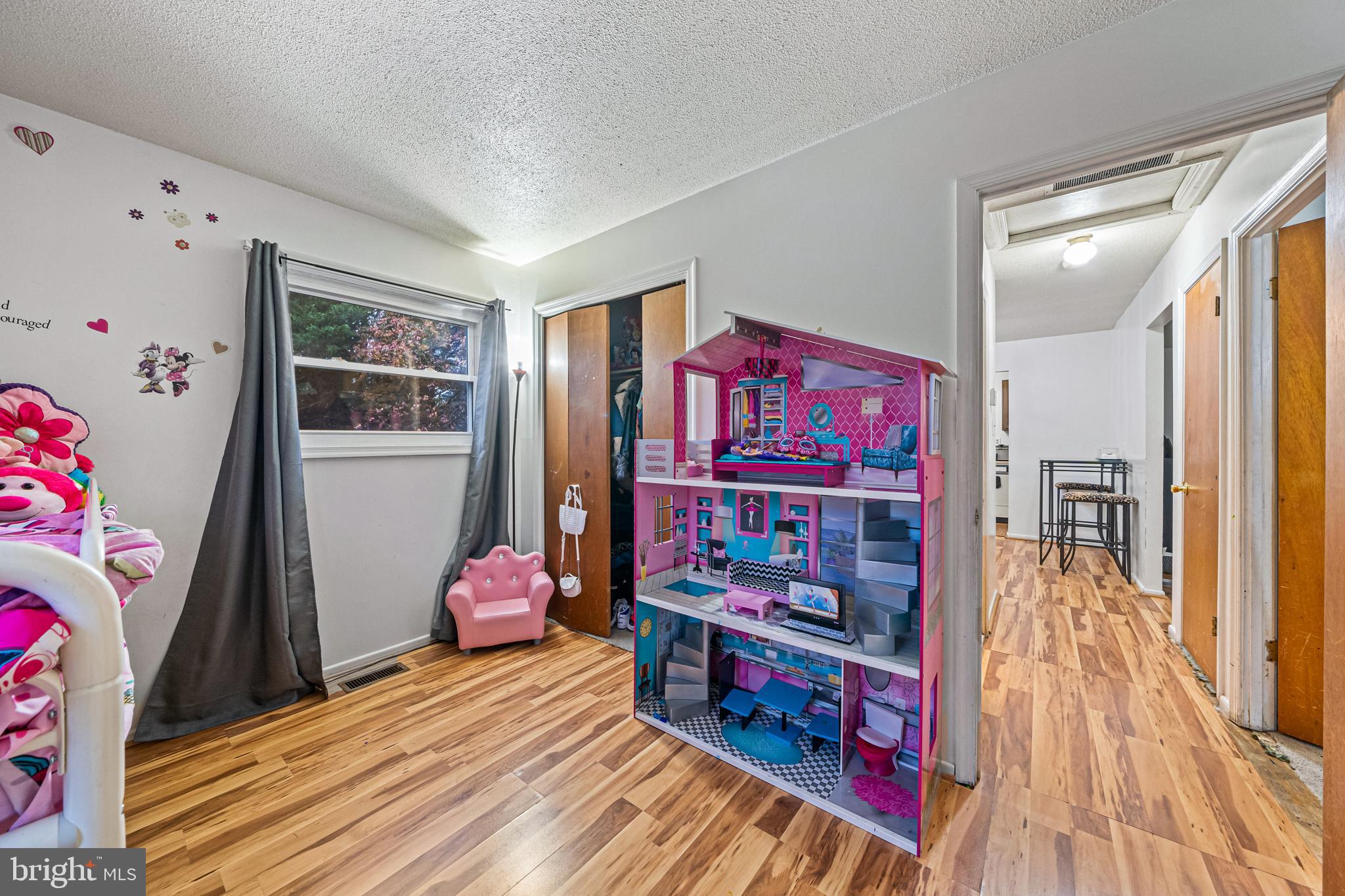 SPRING BRANCH ESTATES - Residential