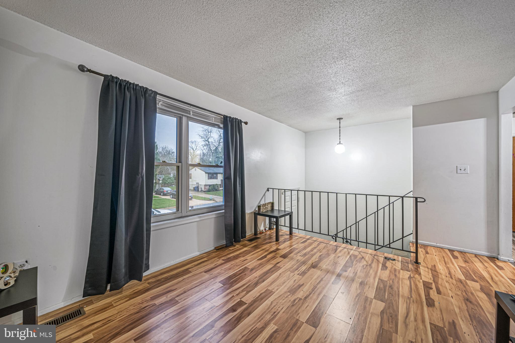 SPRING BRANCH ESTATES - Residential