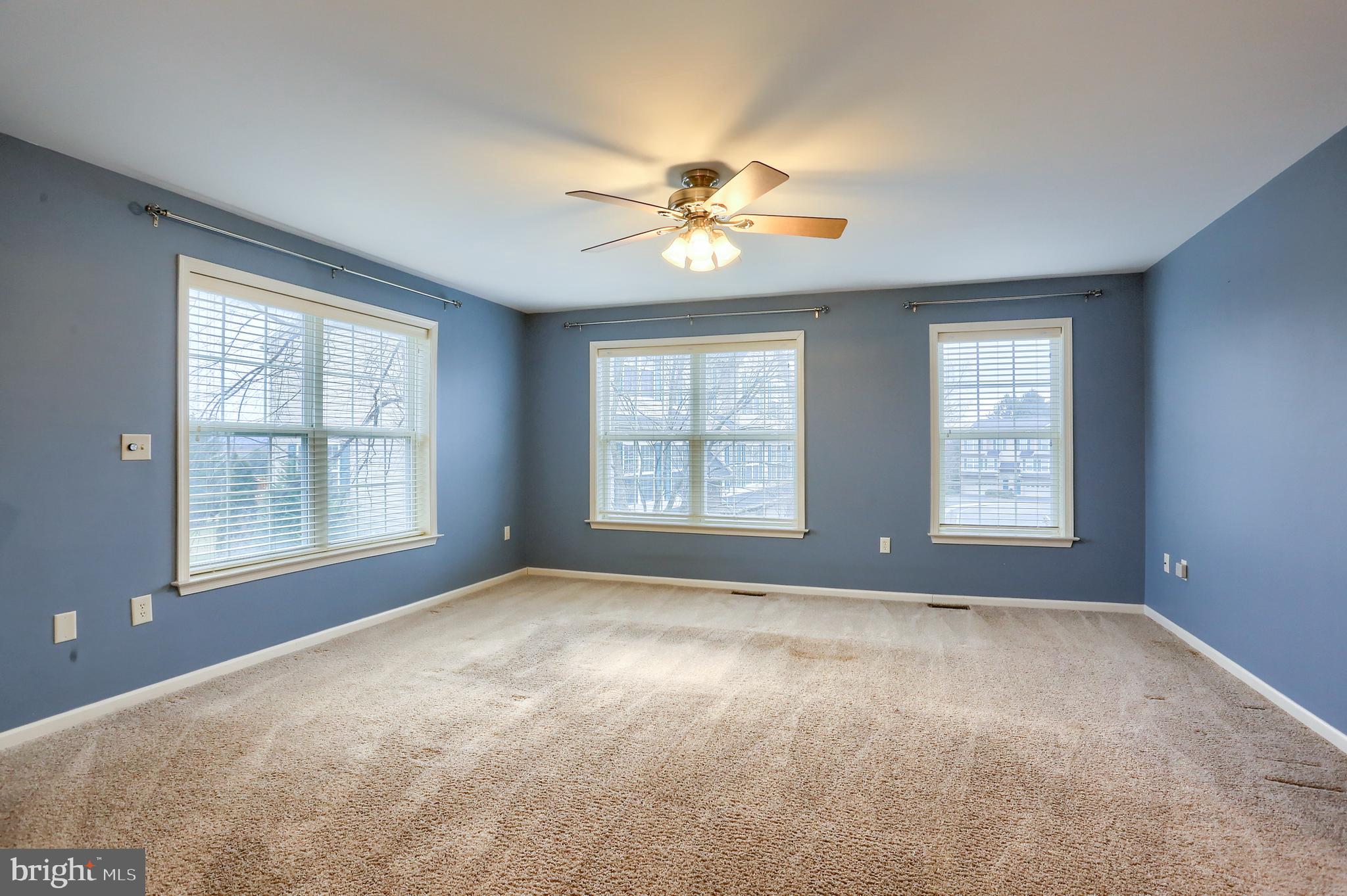 568 MEADOWCROFT CIRCLE