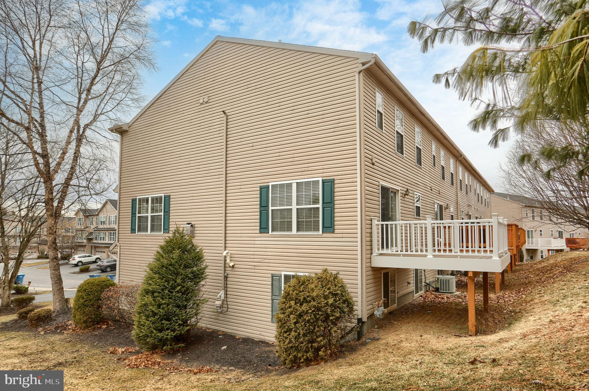 MEADOWCROFT - Residential