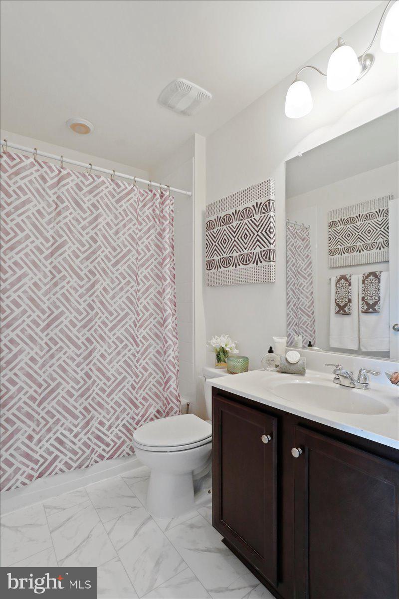 BERKELEY RIDGE - Residential