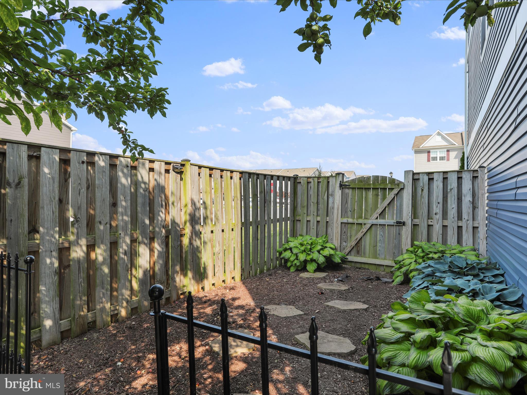 BERKELEY RIDGE - Residential