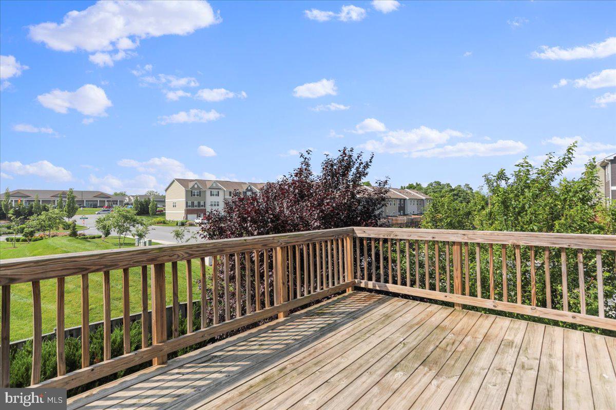 BERKELEY RIDGE - Residential