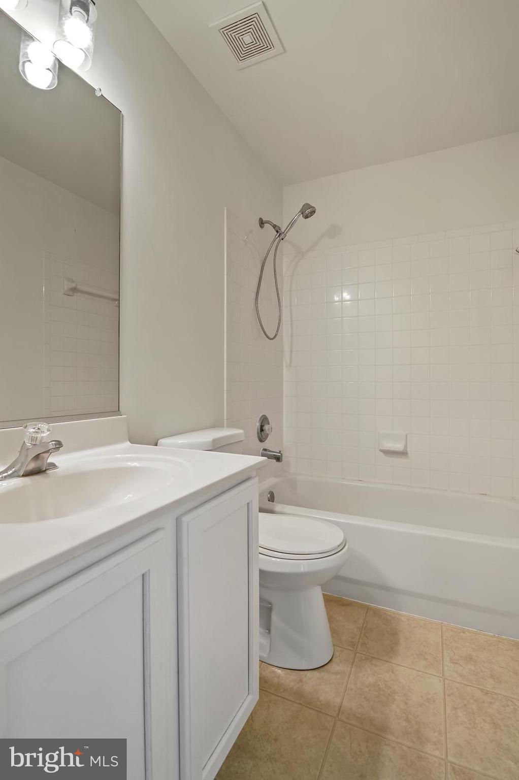 CEDAR RUN - Residential