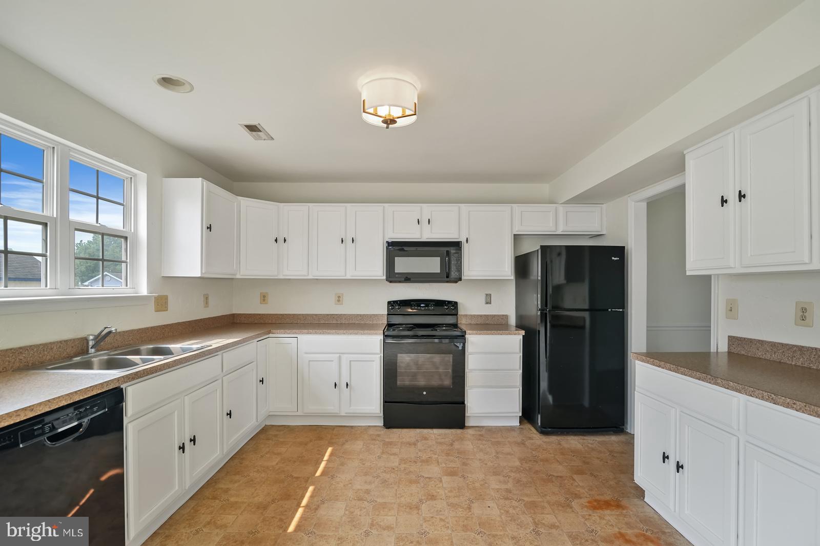 CEDAR RUN - Residential