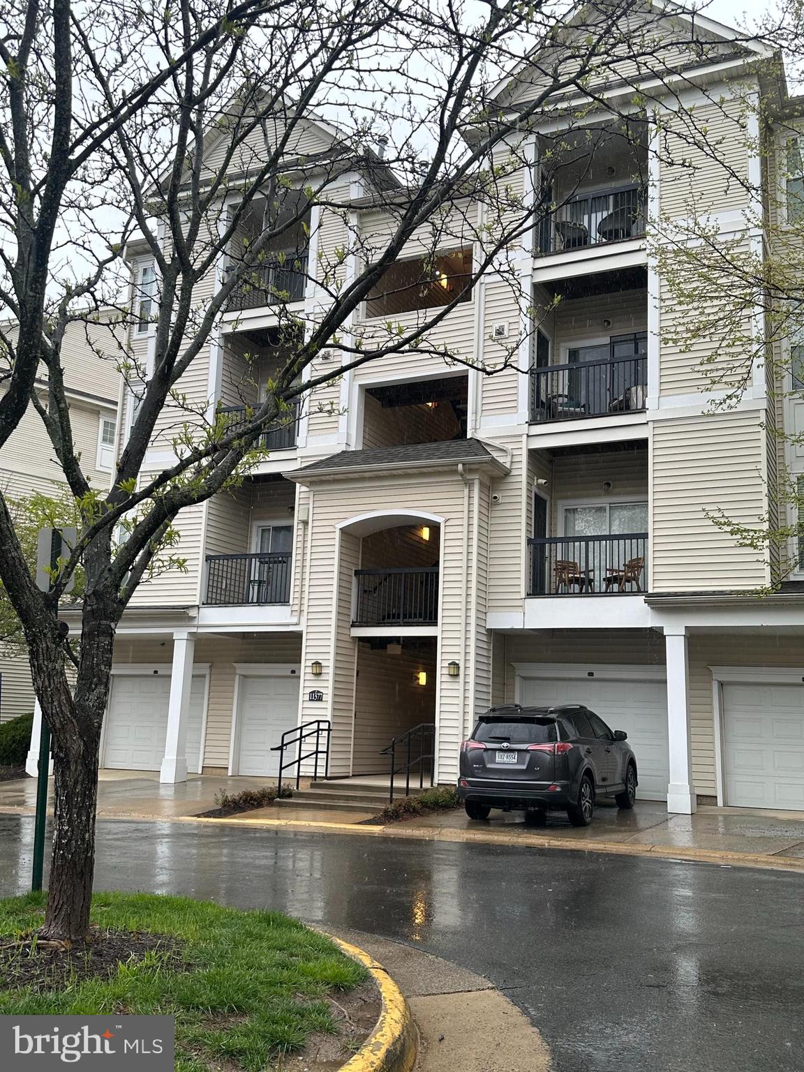 FAIRFAX RIDGE - Residential Lease