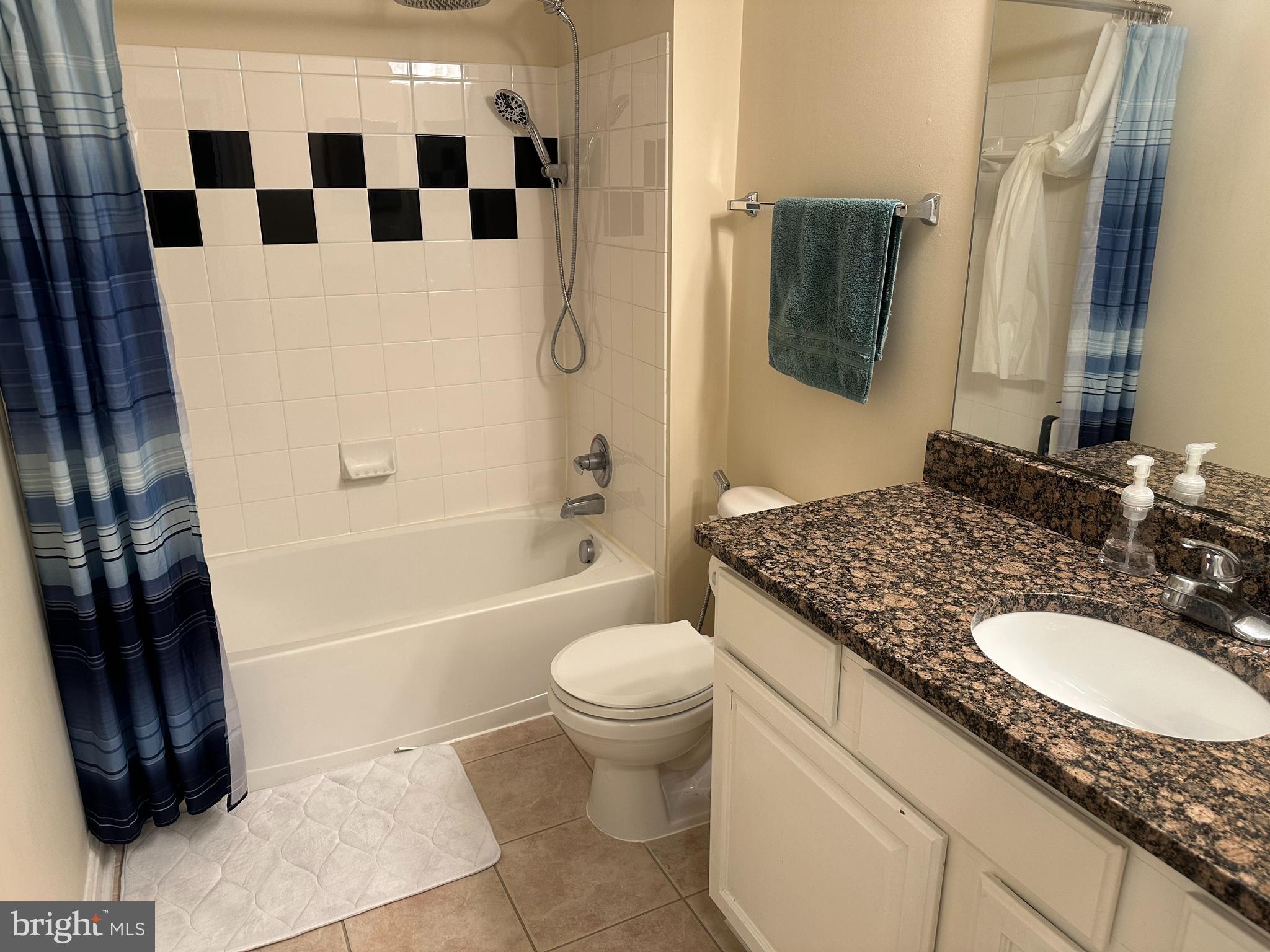 FAIRFAX RIDGE - Residential Lease