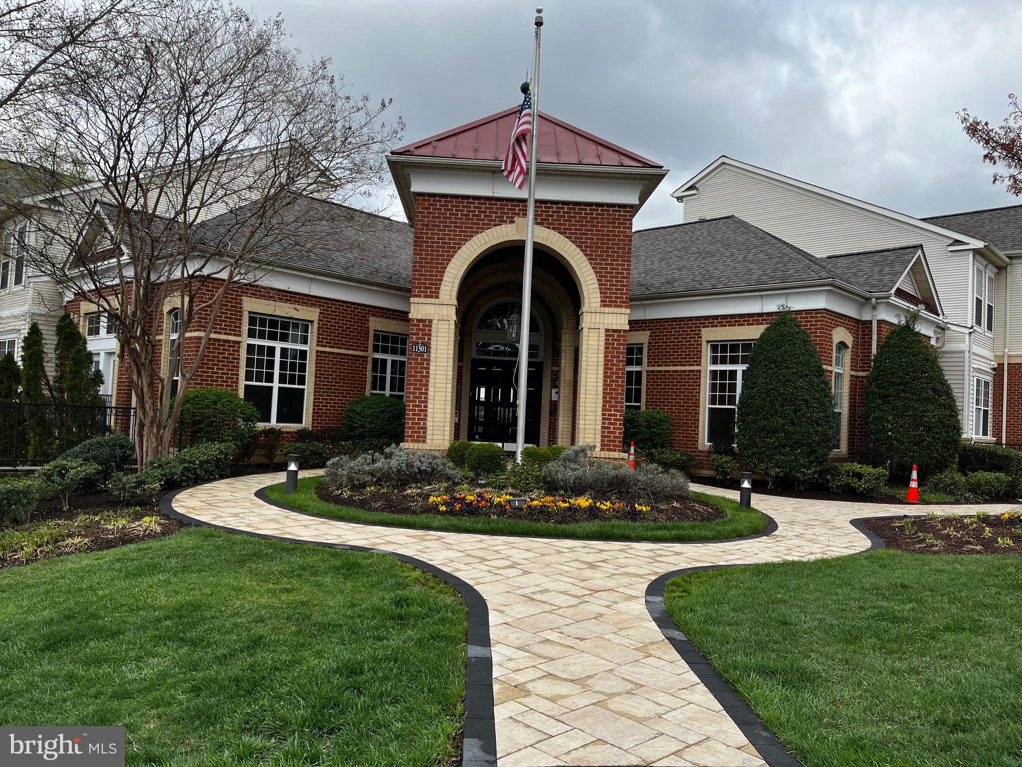 FAIRFAX RIDGE - Residential Lease