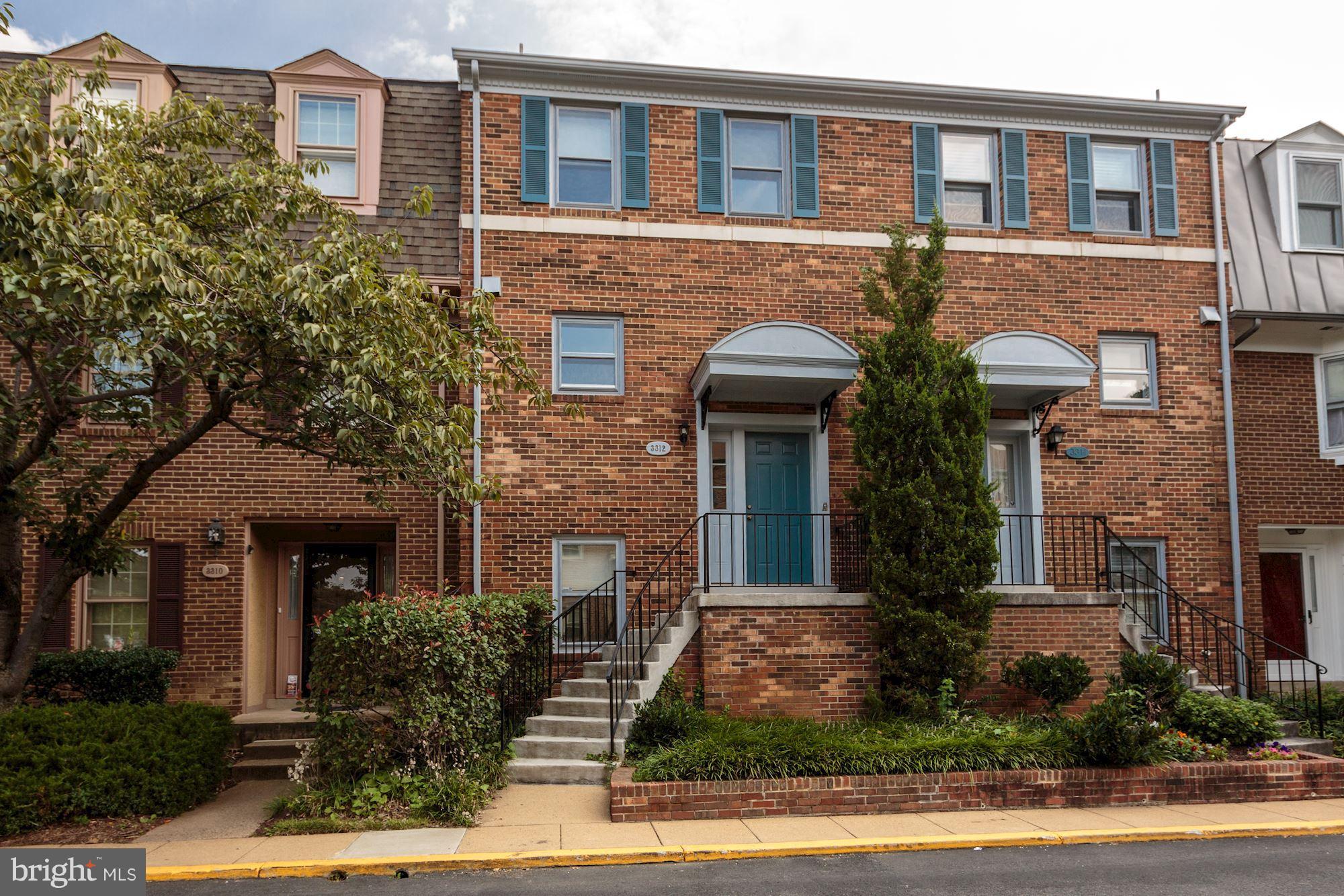 DOMINION SQUARE - Residential