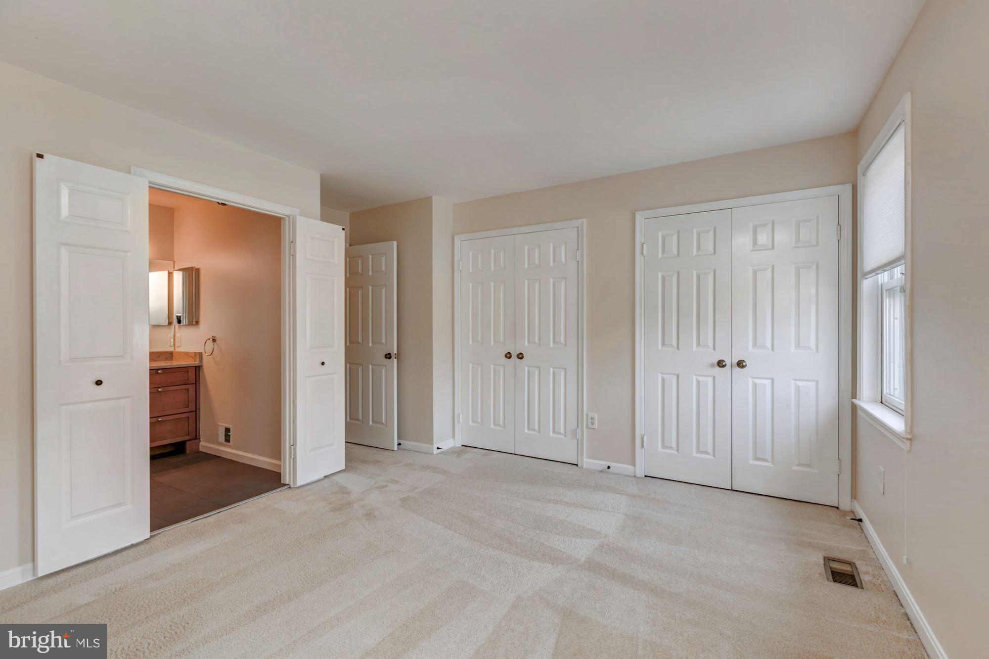 DOMINION SQUARE - Residential