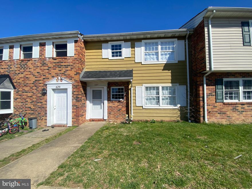 This well-located two-level Colonial townhouse offers three bedrooms and 2.5 bathrooms. The main level features separate living and dining rooms, a spacious country kitchen, and a large storage closet under the stairs. Upstairs, three comfortably sized bedrooms receive ample natural light, with two full bathrooms providing added convenience. The fully fenced backyard offers a private outdoor space for relaxation or play. With easy access to Route 17 and I-95, this home is close to shopping, dining, and major commuter routes.

**Photos coming soon.

**This property is currently undergoing renovations and not available for tours, but we are accepting applications for pre-approval. 

CREDIT: All Credit Considered
PETS: Yes, case-by-case
PET FEE: $450 non-refundable fee
VOUCHERS: Housing Choice Vouchers accepted
UTILITIES: Tenant Pays All
APPLICATION FEE: $60 per applicant
SECURITY DEPOSIT:  Minimum One month's rent (Please note that in certain cases, a double deposit may be required)
RESIDENT BENEFIT PACKAGE: $25/month
LEASING FEE:  $125 One time due with Move-in Funds.