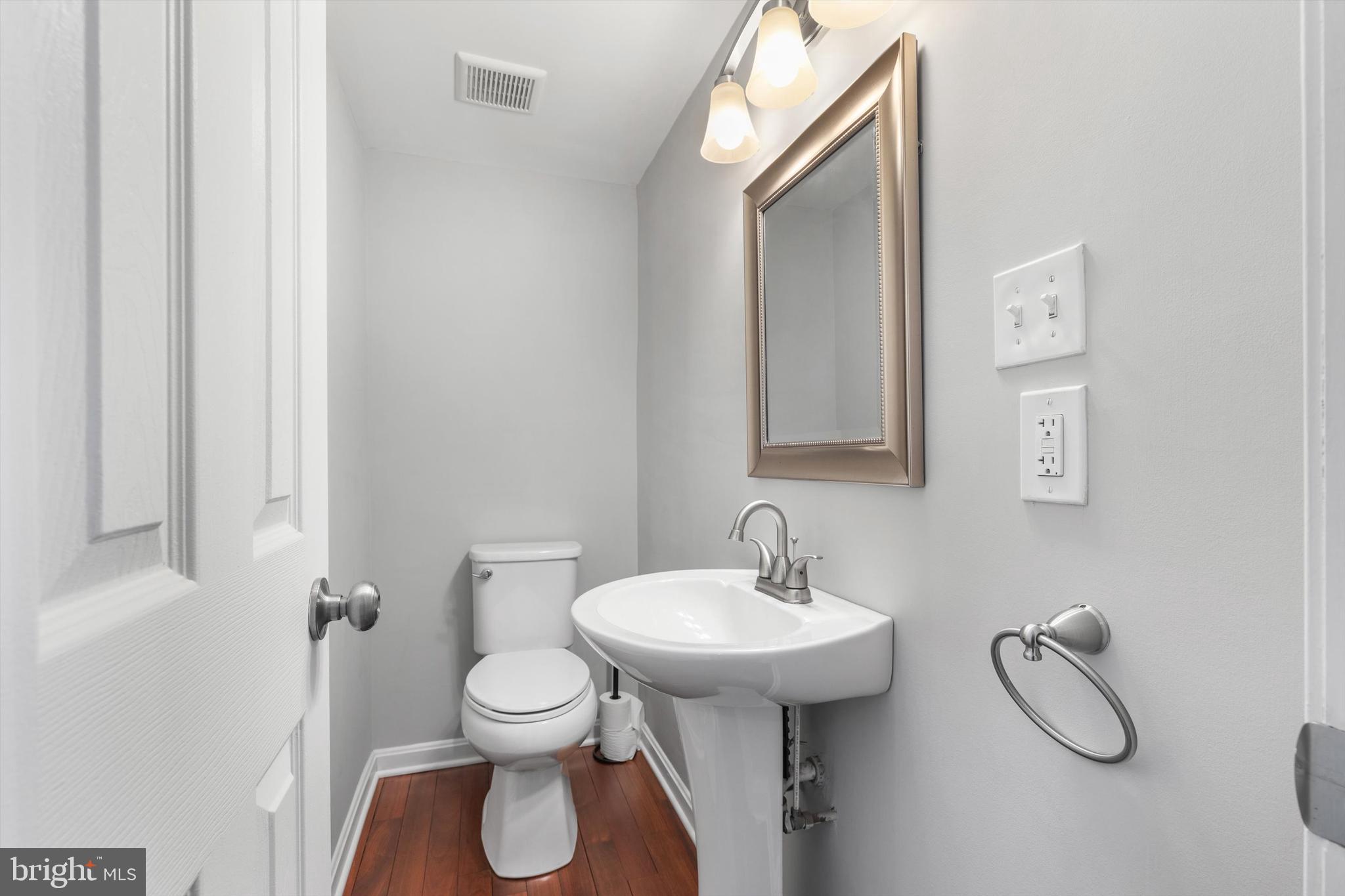 BAR HARBOR MANOR - Residential