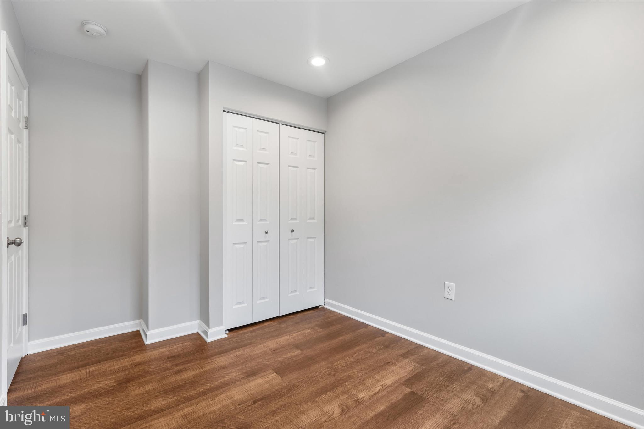 BAR HARBOR MANOR - Residential