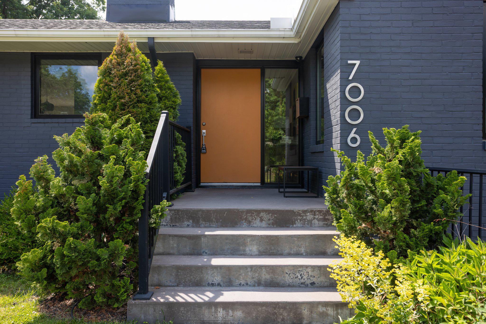 STONELEIGH - Residential