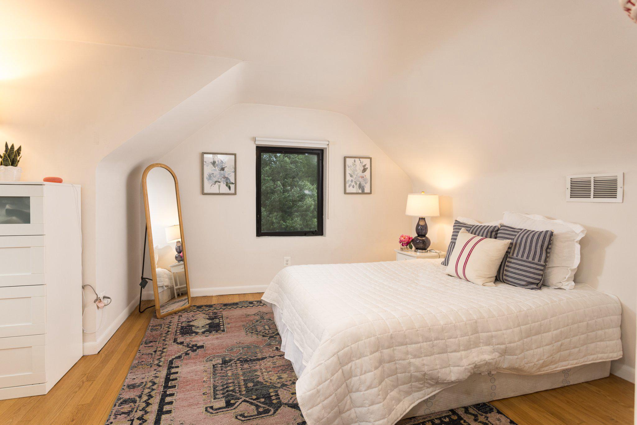 STONELEIGH - Residential