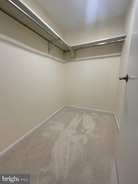 HOLLY HALL - Residential