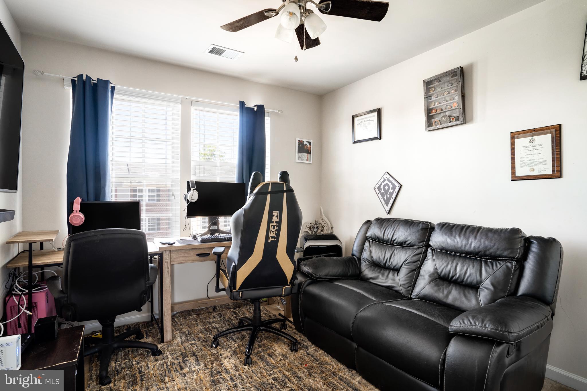 BROOKFIELD ON THE POTOMAC - Residential