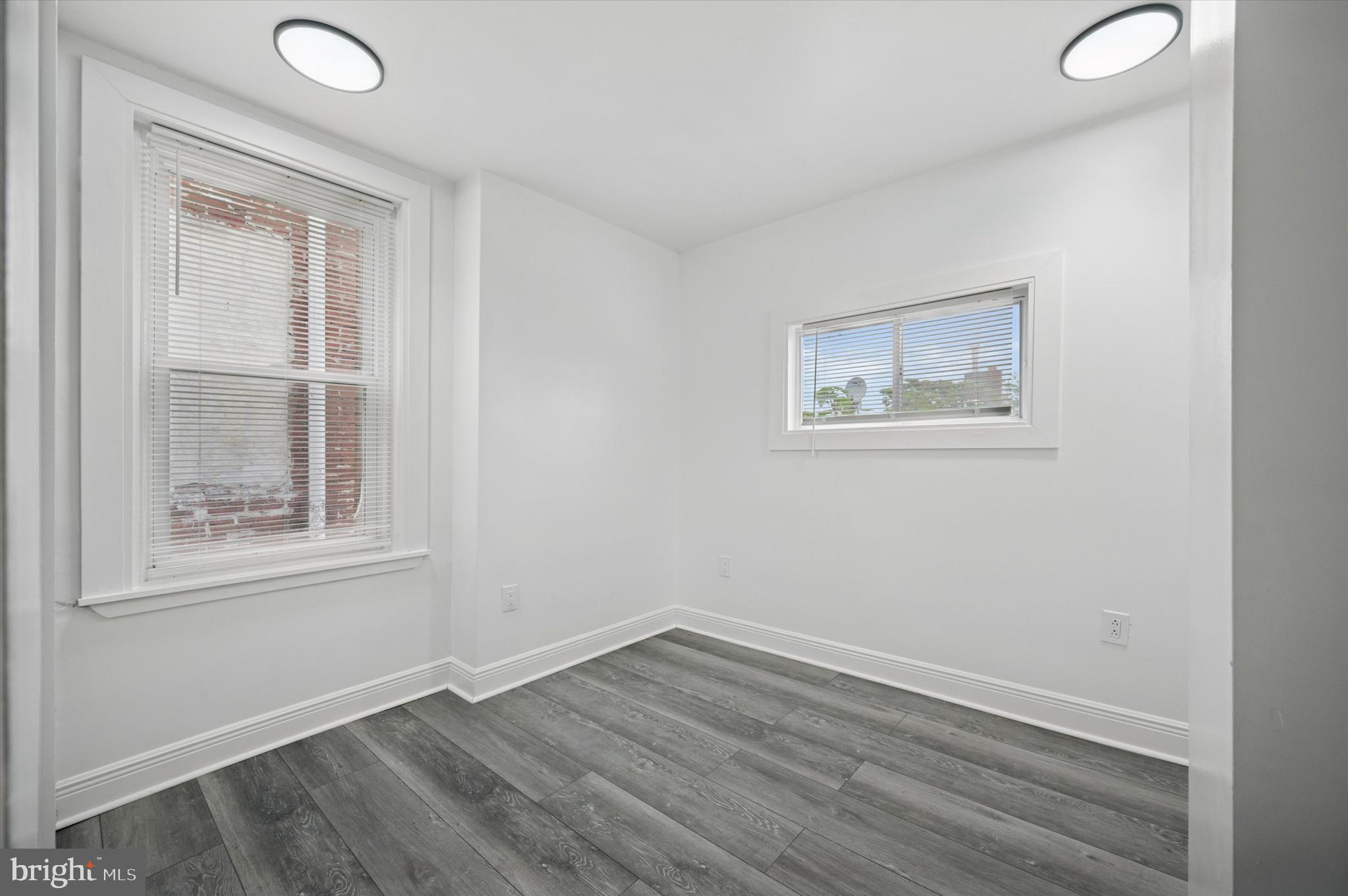 GERMANTOWN (EAST) - Residential