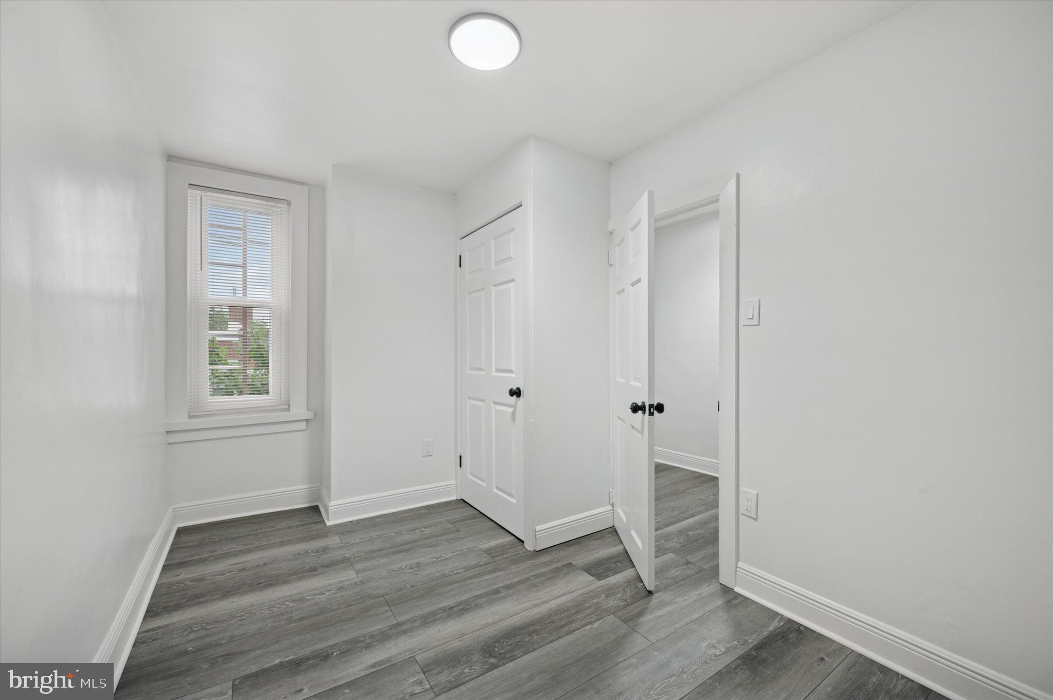 GERMANTOWN (EAST) - Residential