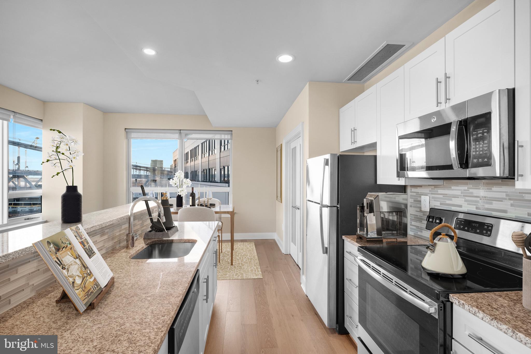 235 N COLUMBUS BOULEVARD 317