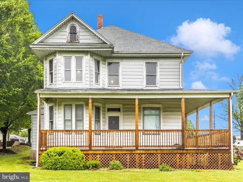 1306 S Main St, Mount Airy, MD MLS: MDFR2064126