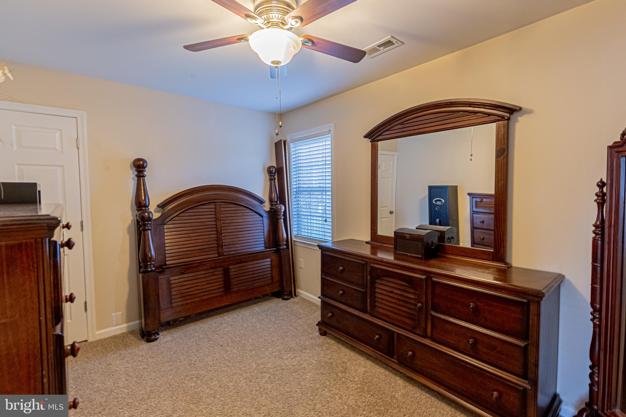 LAKE CAROLINE - Residential