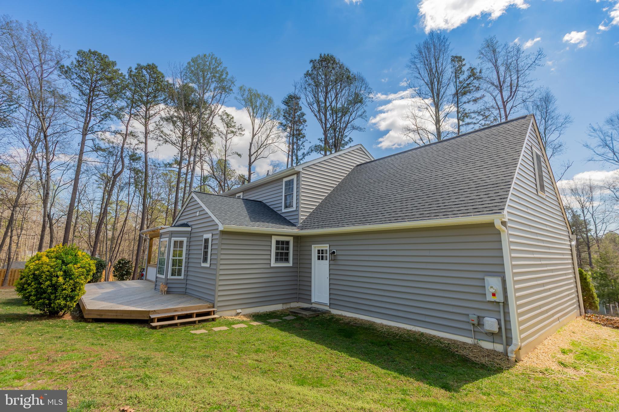 LAKE CAROLINE - Residential