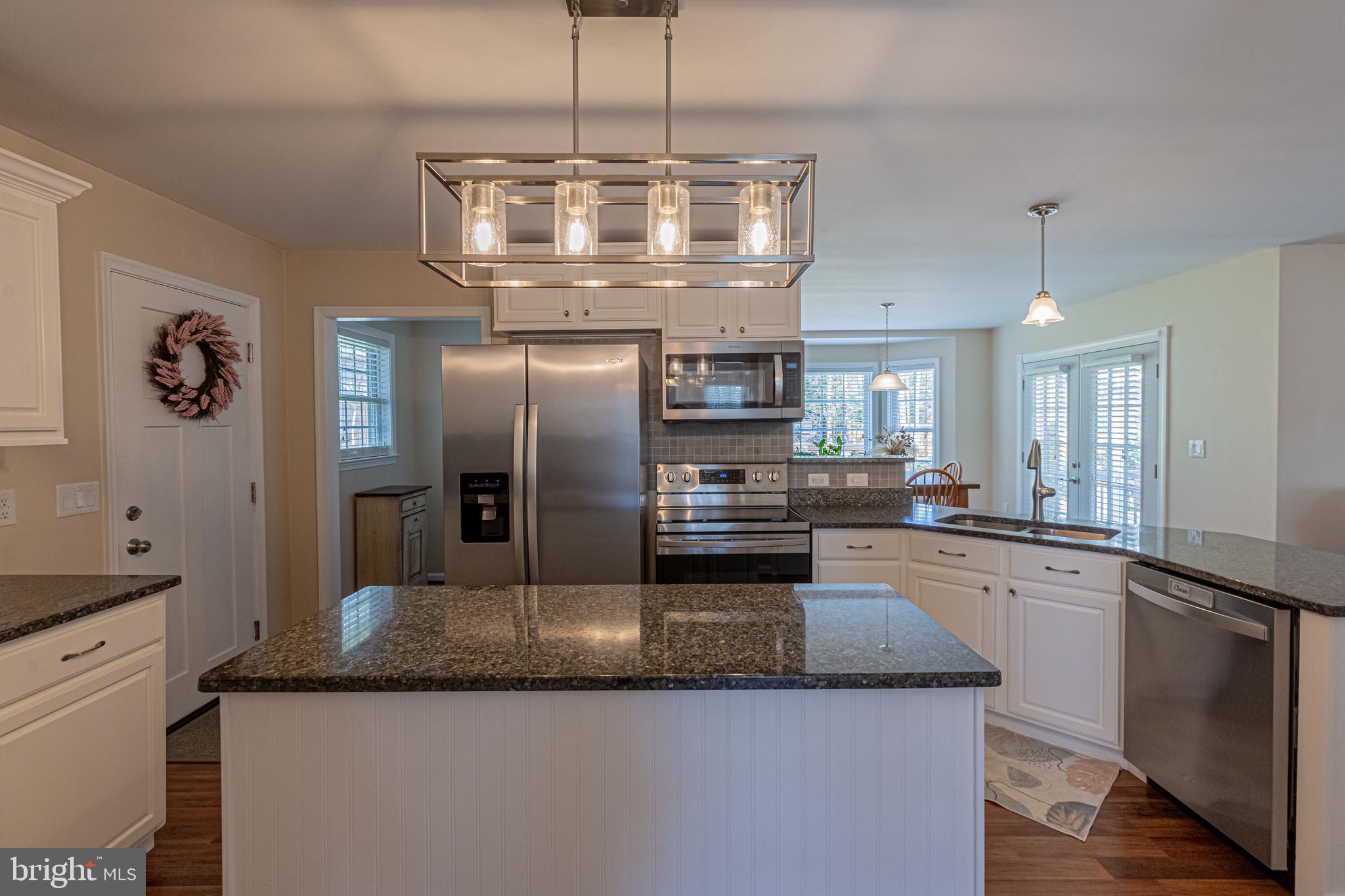 LAKE CAROLINE - Residential