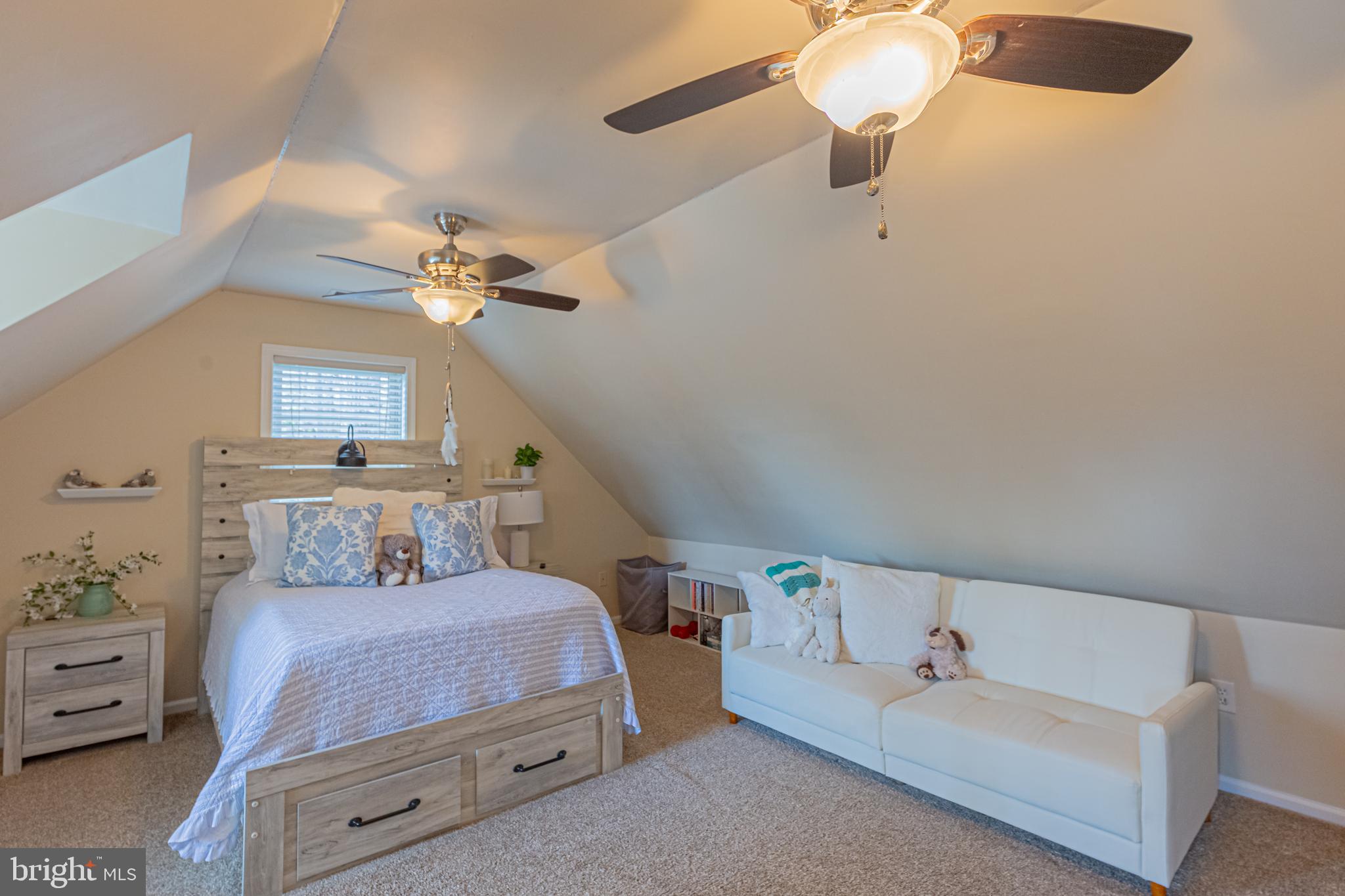 LAKE CAROLINE - Residential