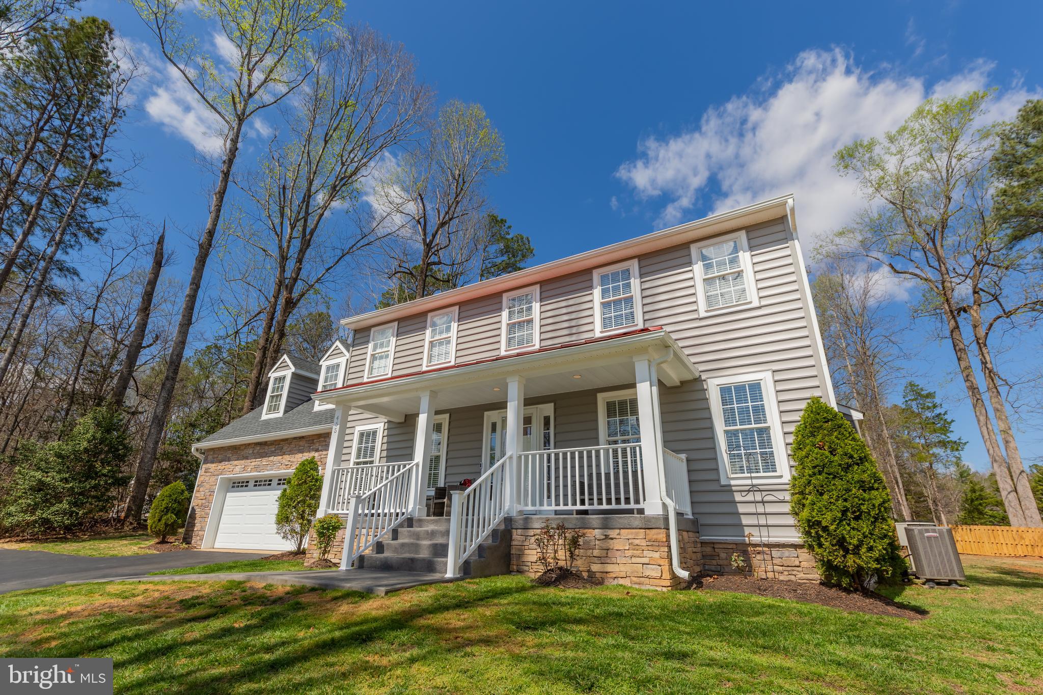 LAKE CAROLINE - Residential