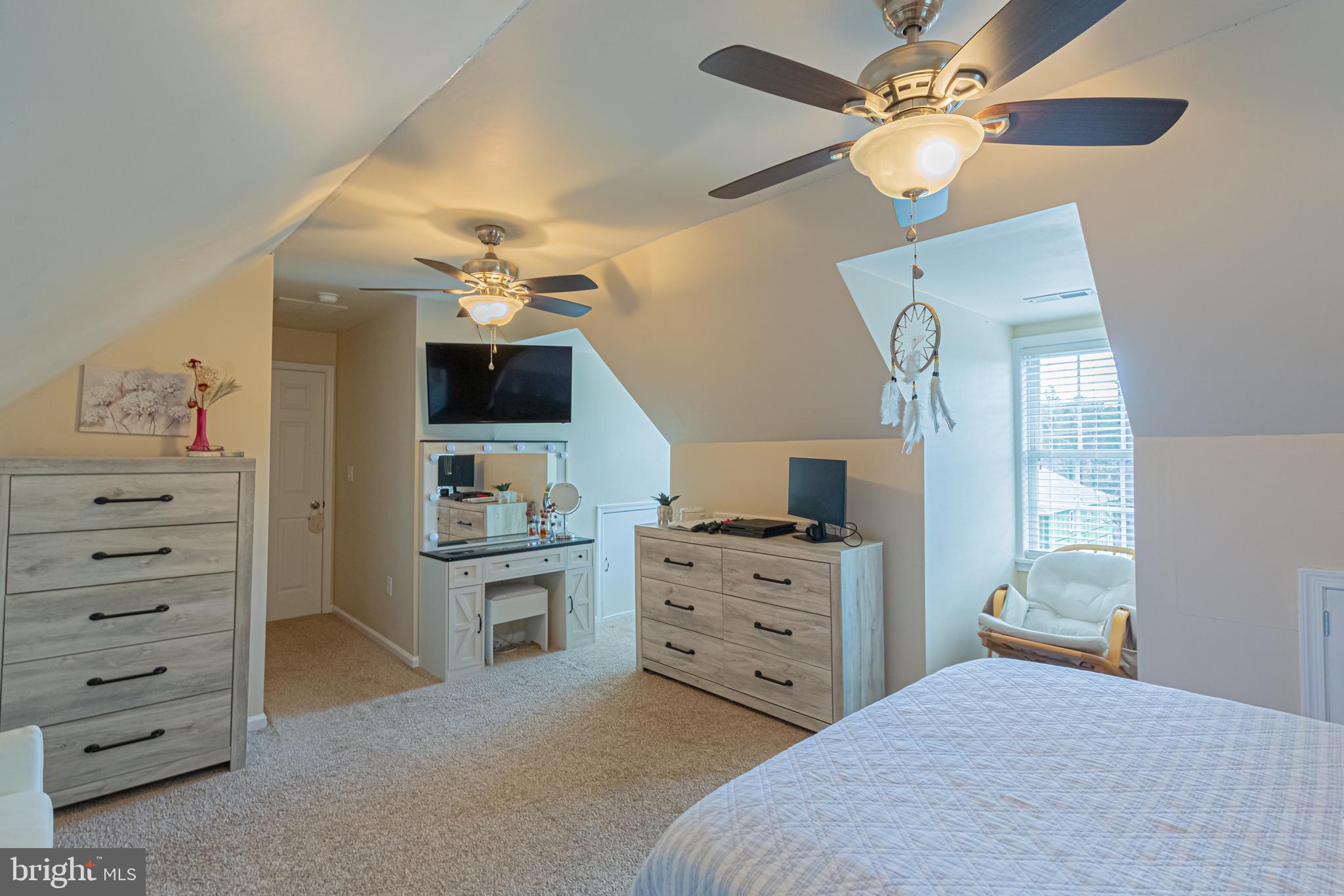 LAKE CAROLINE - Residential