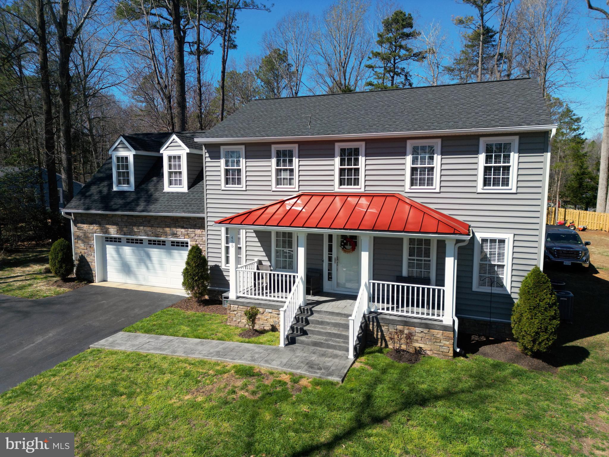 LAKE CAROLINE - Residential